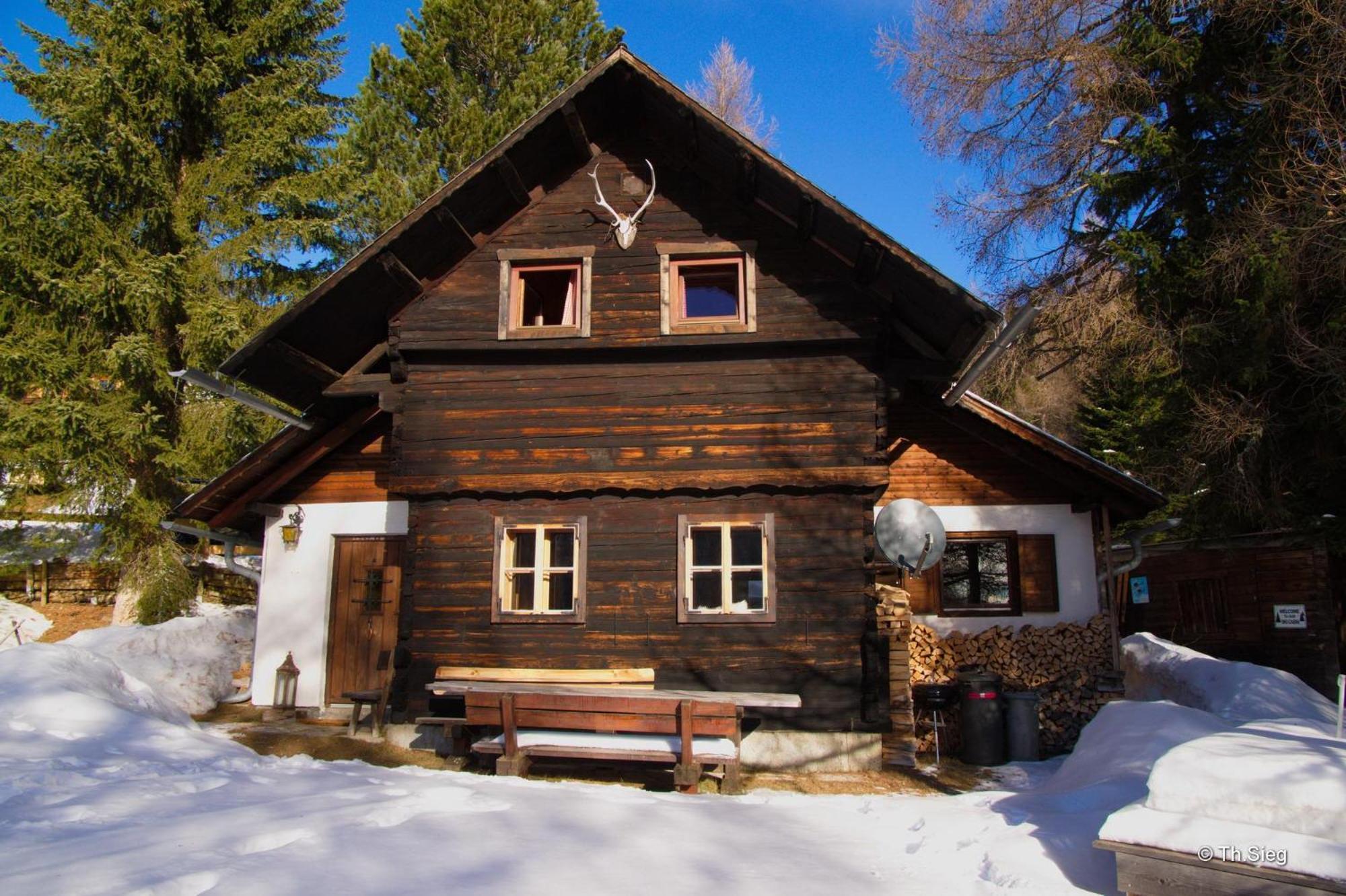 Falkert-Huette „Beim Almoehi" Vila Patergassen Exterior foto